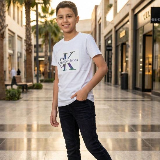 صورة تيشيرت القطني بشعار الطيف